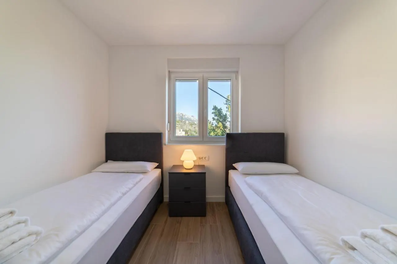 Apartments Katarina Kastela