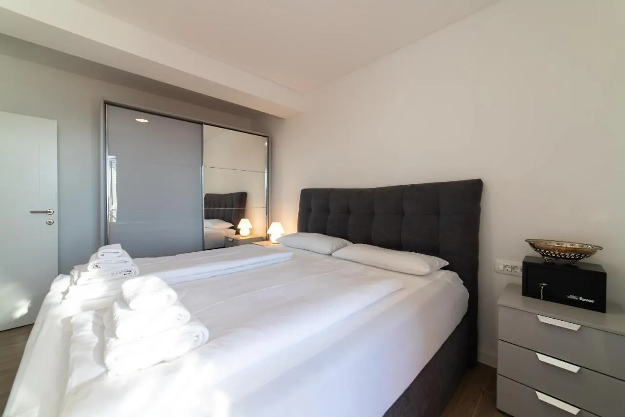 Apartments Katarina Kastela Croatia