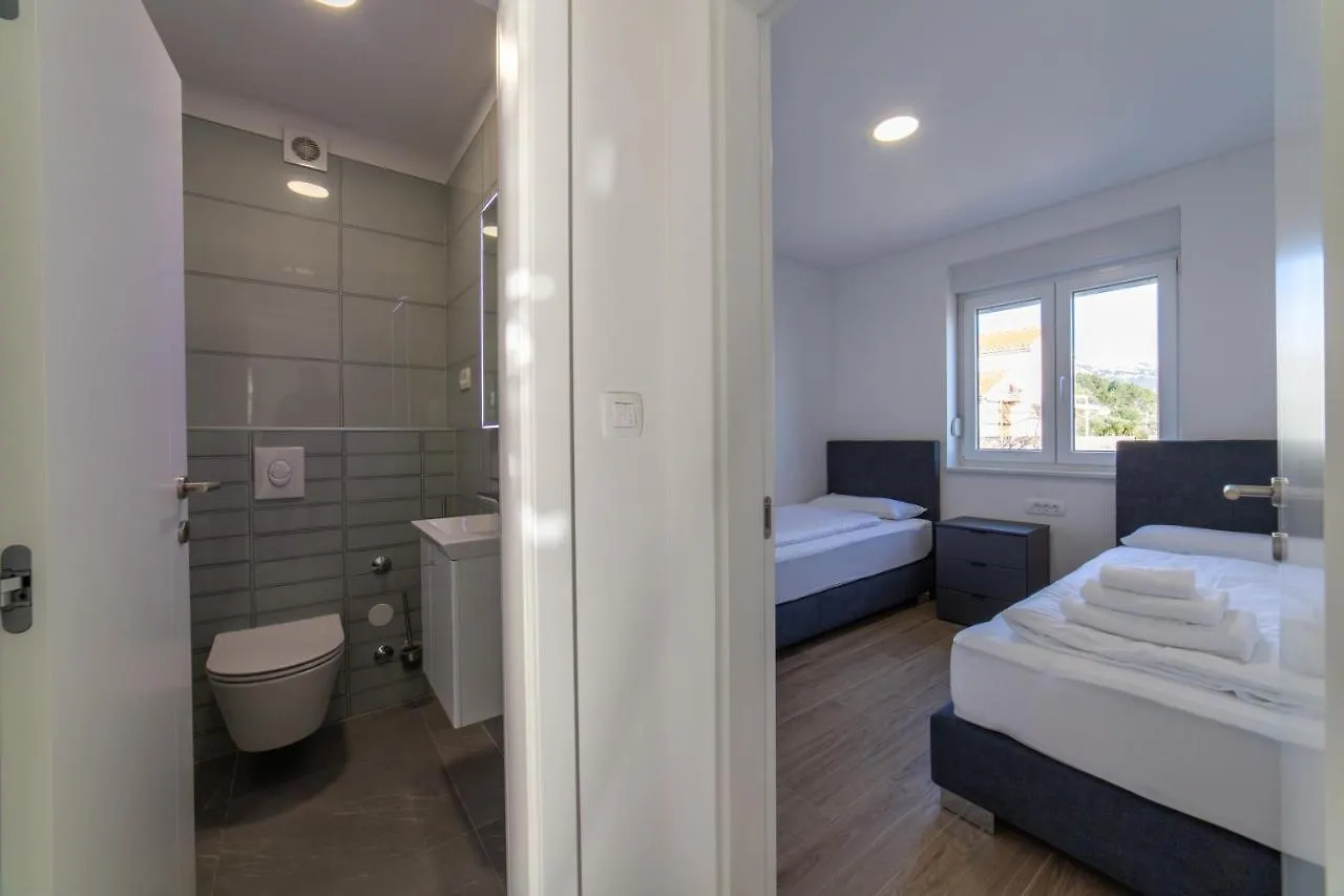 Apartments Katarina Kastela